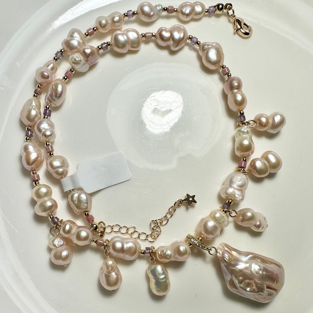 K5- Freshwater Baroque Pearl Necklace with Iridescent and Pink Details 17 inches